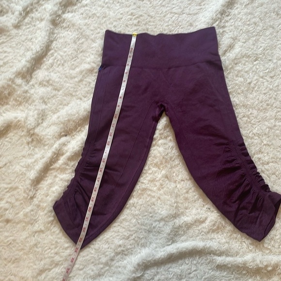 Lululemon capri leggings for women’s - Picture 5 of 12